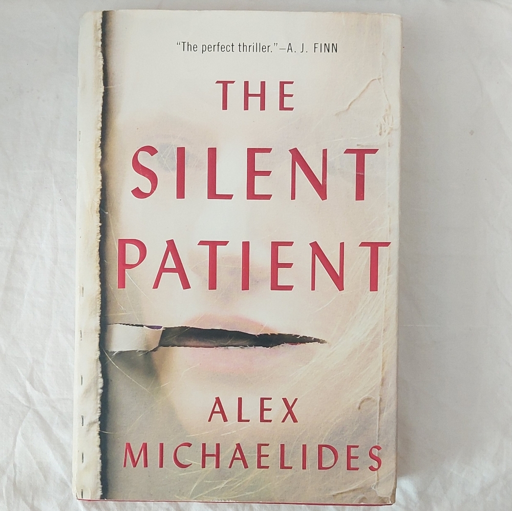 The Silent Patient by Alex Michaelides (Thriller)